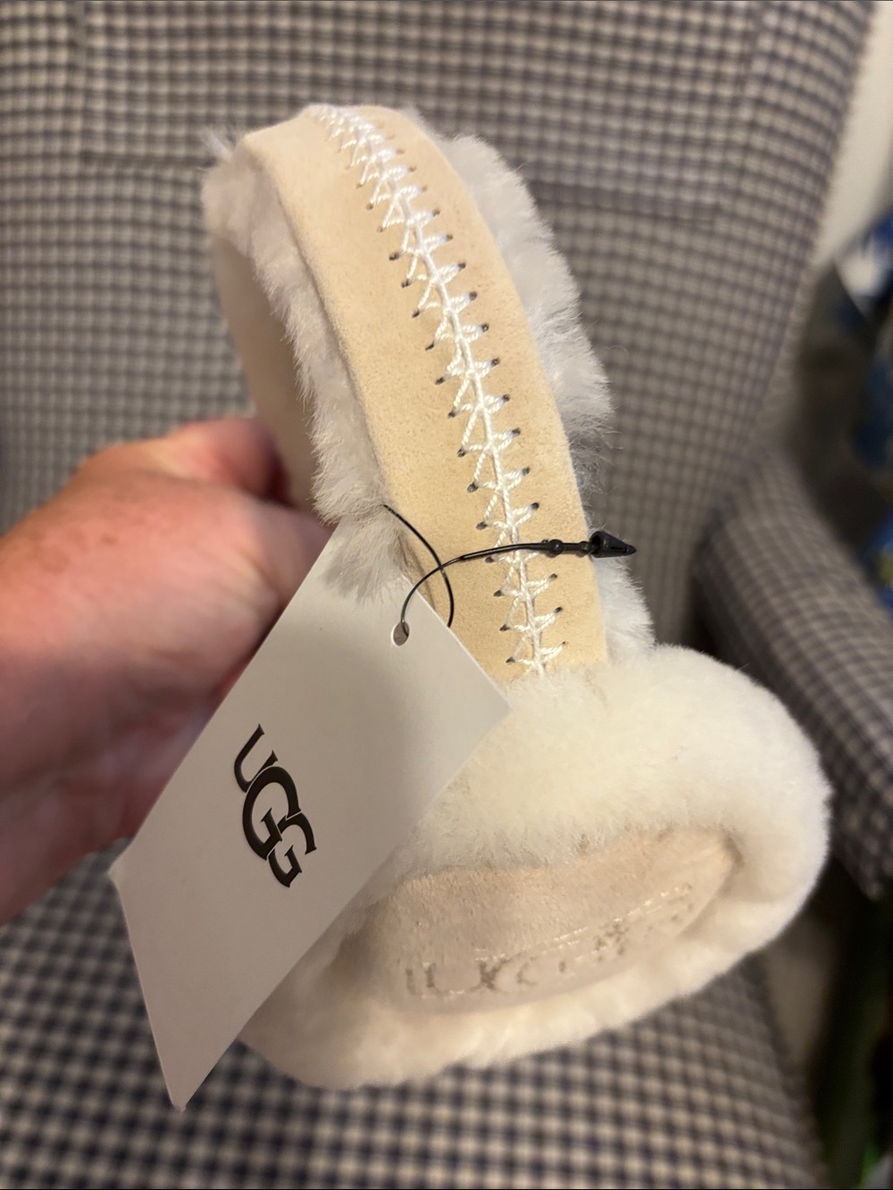 UGG Cream Plush shearling ear muffs - Picture 3 of 8